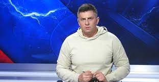 W humorystyczny sposób do nieobecności zawodnika lecha poznań podszedł mateusz borek, który nawiązał do szumu, jaki niegdyś pojawił się w kontekście puchacza i julii wieniawy. Mateusz Borek Zartuje Z Puchacza Czeka Na Powolanie Do Reprezentacji Jak Na Julie Wieniawe Wideo Zzapolowy O Futbolu W Najlepszym Wydaniu
