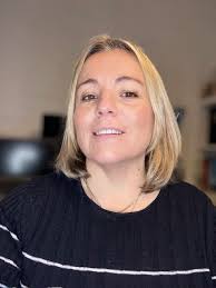 Do you know the main symptoms of cervical cancer? It is important to know  what is normal for you, so you can spot signs of the disease in the  earliest stages. Visit