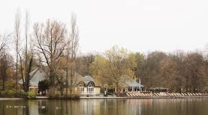 Seehaus im englischen garten est situé au bord du lac kleinhesseloher. Seehaus Kuchen Zum Fruhstuck