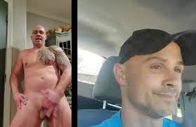 Dickless str8 guy shows off his clit - ThisVid.com