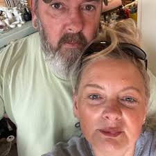 Can someone please recommend a reliable hedge trimming service. Thanks