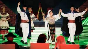 Prima parte din finala sezonului 4 vedeta populară, difuzată pe 29 decembrie la #tvr1. Simona Alexandru A CaÈtigat Finala Sezonului 4 Vedeta PopularÄ