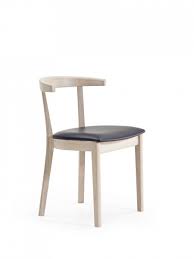 A New Type Of Dining Chair In The Skovby Collection Skovby 52 Dining Chair Very Classic In Its Details Skovby Mobler Stol Mobler Interior