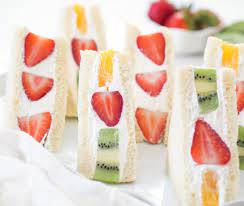 Toasted whole wheat english muffins with cooked egg whites, spinach, and tomato slices make a quick and healthy breakfast sandwich. Japanese Recipes Fruit Sandwiches All Asian Recipes For You