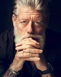 Handsome Devils Founder Kris Walters goes live: What is Handsome Devils?  #handsomedevils #masculinebranding #personalbranding #headshotsession