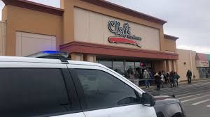 Find daily local breaking news, opinion columns, videos and community events. Group Of Maskless Protesters Invades 2 Kennewick Stores Komo