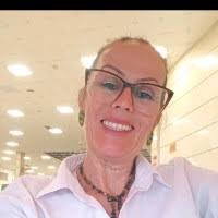 80+ perfis com “Kohn”