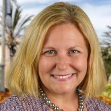 At USD's Honors Convocation, our campus community celebrated the  accomplishments of so many graduating seniors. I feel so proud of being a  part of a community that is constantly working for the… |