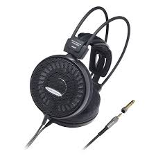 Pour une personne qui dispose d'un smartphone, écouteur et casque audio sont incontournables. Quel Casque Audio Pour Quel Usage Guide D Achat Materiel Net