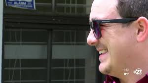 Glasses help color blind man see all of Tallahassee