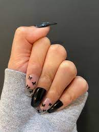 This nail design is definitely for the autumn. Press On Nails Black Butterflies Acrylic Nails Coffin Short Purple Acrylic Nails Short Acrylic Nails Designs