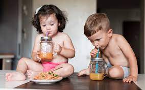 Jika moms memilih jus sebagai minuman sehat untuk balita, pastikan bahwa jus tersebut terdiri dari 100 persen buah asli, ya. 7 Ide Minuman Sehat Untuk Anak Yang Praktis Dan Aman