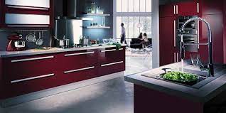 12 inspirations deco pour une cuisine rouge cuisine rouge cuisine moderne cuisine contemporaine