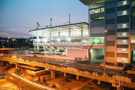 Travelling between terminal bersepadu selatan and arau can be as cheap as myr 40.44 if you opt for a ktm train and as expensive as myr 259.82 if you buy a malaysia airlines flight. Bus From Singapore To Terminal Bersepadu Selatan Tbs Kkkl Travel Tours