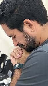 Jesus said that we cannot come to Him except we come as little children.  Sometimes, children worship God before adults. Type “Amen” if you agree.,  Jesus disse que só podemos nos aproximar Dele como ...