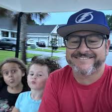 Who can knock out a closet and build a mudroom in Richmond Hill?