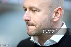 357 photos et images haute résolution de Alex Rosen