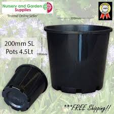 Plastic tubs are extensively used in households and commercial places for washing utensils in kitchen and clothes in bathroom. 200mm Plastic Plant Pot 8 D20cm X H19cm Standard Height