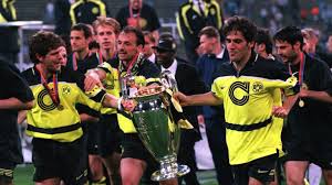 Wann spielen fc bayern, borussia dortmund und fc schalke 04? 1996 97 Riedle Lasst Dortmund Jubeln Uefa Champions League Uefa Com