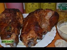 рулька свиная запеченная в духовке в рукаве рецепт с фото Svinaya Rulka S Chesnokom V Gorchichnom Marinade Myasozhor 104 Youtube Idei Dlya Blyud Eda Recepty Prigotovleniya