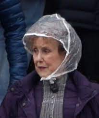 Una stubbs was born on may 1, 1937 in welwyn garden city, hertfordshire, england. Stabbs Una Vikipediya