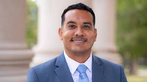 La novela hispanoamericana hoy: Retos, transformaciones y horizontes  futuros