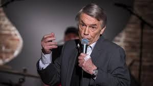 Durante os anos 60, colocou várias canções no topo da. Salvatore Adamo En Deuil Sa Soeur Delizia Est Decedee