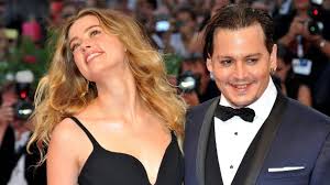Johnny depp yakasında sular durulmuyor dedik, ama yanılmışız; Sechs Fakten Zur Schlammschlacht Von Johnny Depp Und Amber Heard