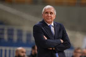 Ο τεχνικός της φενέρμπαχτσε εξέφρασε την άποψη του για το κορυφαίο πρωτάθλημα του κόσμου. Edwsan Ta Xeria Omprantobits Kai Fener Gia Tria Xronia Ta Nea