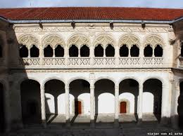 The colegio de san gregorio is an isabelline style building located in the city of valladolid, in castile and león, spain, it was formerly a college and now is housing the museo nacional de escultura museum. El Museo Nacional De Escultura En El Colegio San Gregorio De Valladolid