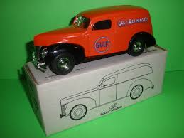 Image result for Venetian Yellow 1940 GMC