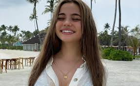 Ведь воспитание, уважение закладывается в детстве. Nishee Detstvo Smert Otca Golod Otkuda Vzyalas Devushka Krida Valya Karna Val