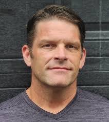 Lee Myrick's Instagram, Twitter & Facebook