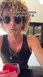 Whoever runs the music at this cafe knows whats up #fyp #sammcgovern  #hotelrooms