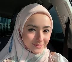Kalau hannah delisha pakai tudung nampak cute lh. Hannah Delisha Tak Risau Soal Rezeki Setelah Berhijab