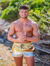 Teddy is the latest boy to join 'love island'. Teddy Briggs Love Island Itv Wiki Fandom