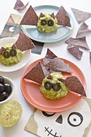 1001 Recettes Effrayantes Pour Un Repas D Halloween Monstrueusement Gourmand Apero Dinatoire Halloween Repas Halloween Nourriture Halloween