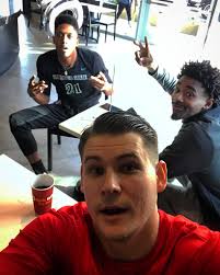 Carmen Hancock (@spin_the_niall)