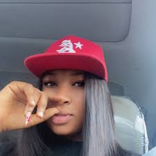 jenny Benz (@onlyonejennybenz)