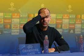 Manchester city manager pep guardiola is known for his distinctive touchline dress sense. Why Pep Guardiola Keeps Ripping The Tags Of His Designer Jackets Gq