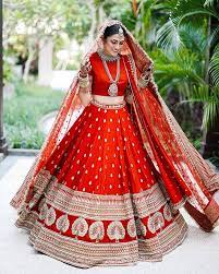 This Bride Wore Deepika S Padukone S Bridal Lehenga Styled It So Differently Wedmegood There were so many personal details on this one to love. bridal lehenga