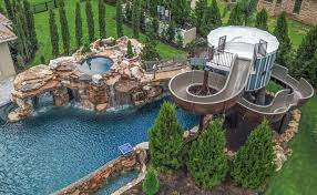Rides are scheduled to close 15 minutes prior to closing time. Top 10 Lucas Lagoons Insane Pool Episodes As Selected By The Fans Lucas Lagoons