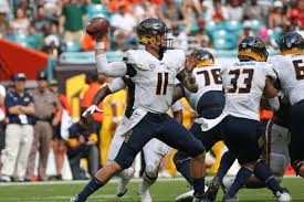 Commanders quarterback logan woodside threw for 290 yards and two touchdowns in the win over the arizona. Mac Players In The Alliance Of American Football Week 1 Update Hustle Belt