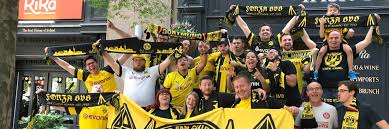 Bvb fans beim championsleague spielbei manchester city vs. Borussia Dortmund On Twitter Looking To Join Or Start Your Own Official Bvb Fan Club Look No Further Https T Co P5kuhzyvzu