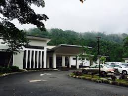 Ēryabysuria hot spring bentong in pahang is located about 69 kilometres or an hour's drive away from malaysia's capital, kuala lumpur. Pin On Suria Resorts And Hotels