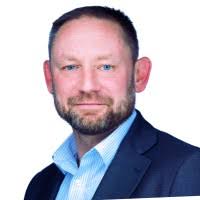 Wayne Fernandes Email & Phone Number