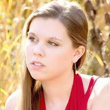 Kayla Andersen's Instagram, Twitter & Facebook