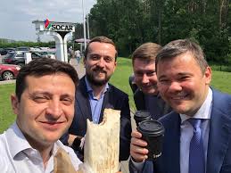 9.3 млн подписчиков, 204 подписок, 772 публикаций — посмотрите в instagram фото и видео володимир зеленський (@zelenskiy_official). Kogda My Uvidim Realnuyu Rabotu Zelenskogo Na Postu Prezidenta Vladimir Zelenskij Foto Eto Horosho No Kogda Vy Nachnete Rabotat 112 Ukraina
