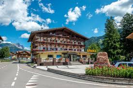 Three women speed events take place on february 26th to 28th on the slope la. Hotel Arnika Pozza Di Fassa Val Di Fassa Trentino Dolomites Official Website