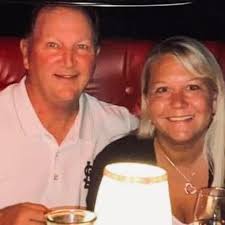 What are the best hotels to stay at for an Eagles concert at the Sphere in  Las Vegas?